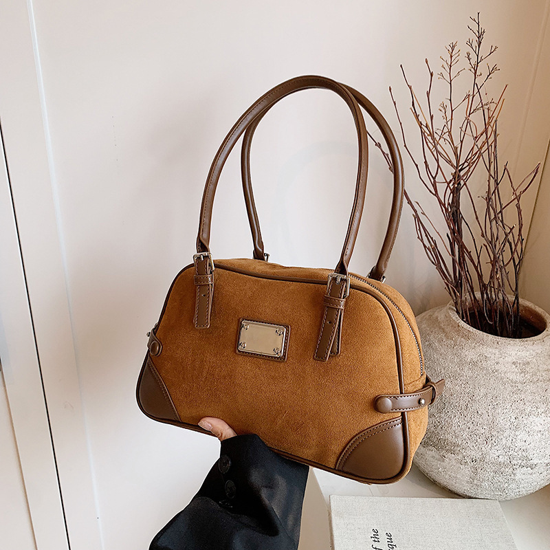 This Year's Popular Large Capacity Autumn/winter New Frosted Women's Single Shoulder Pillow Bag Designer Bags Handbags Women