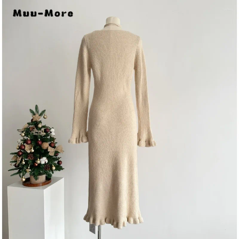 Casual Dresses 2024 Spring Vintage Long Sleeve Female Solid Color Midi Women Elegant V-neck Knitting 3D Floral A-Line Dress