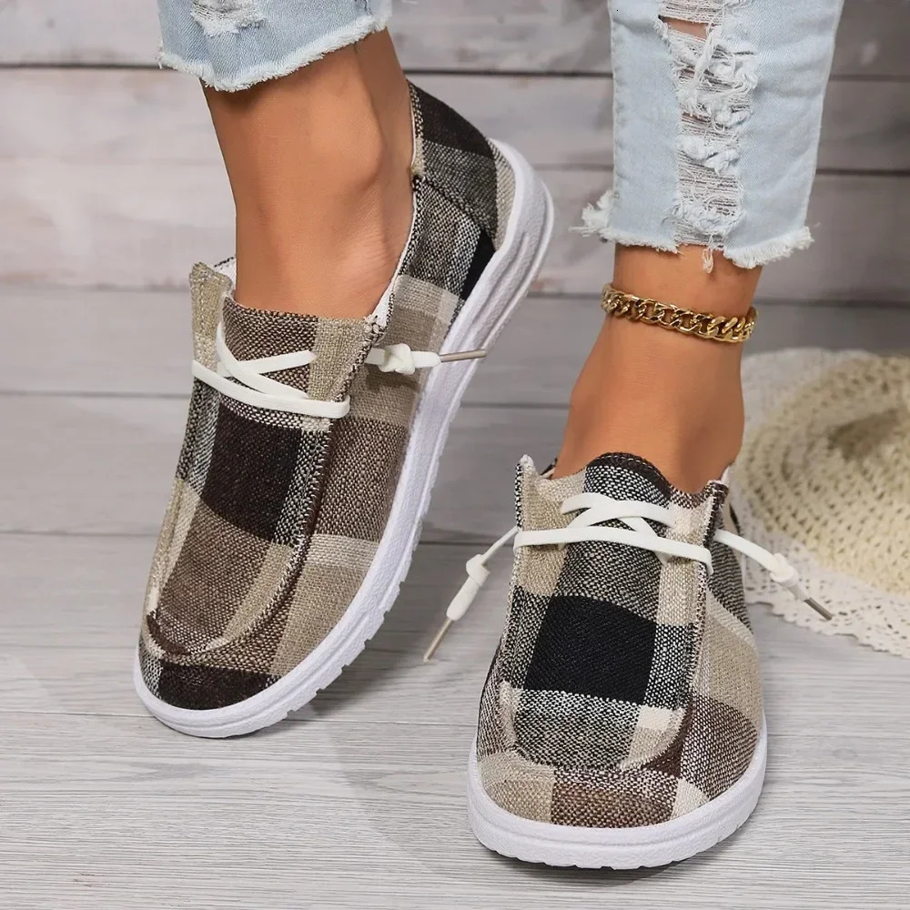 Canvas Shoes Woman Light Weight Slipon Flat Sneakers Ladies Summer Breathable Cloth Loafers n Espadrilles 241126