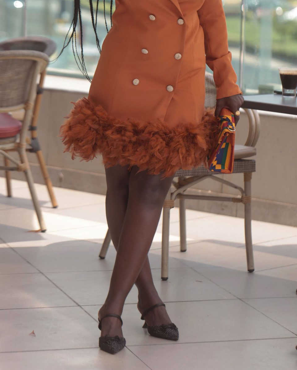 Gorgeous Mother Of The Bride Suits Feather V Neck Double Breasted Long Blazer Ladies Outfits Party Birthday Prom Blazer One Piece Set Wedding Party Cu