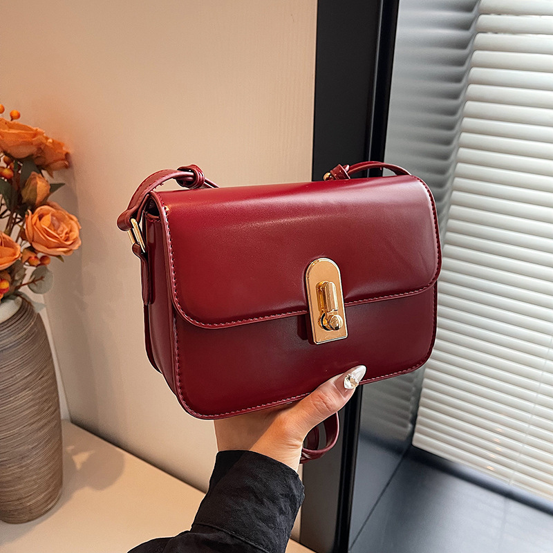 Retro Women Crossbody - Vintage Shoulder Bag For Hot Autumn Style -