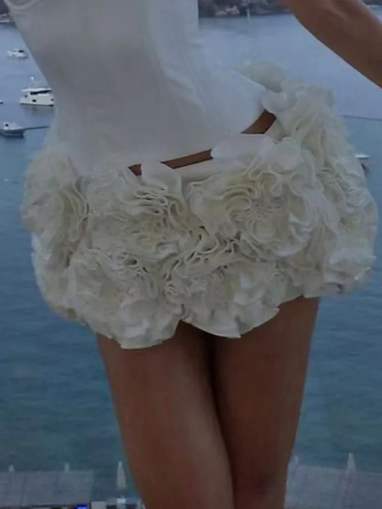 Sexy 3D Flower Ruffle Mini Skirts Set Backless Bandage Tube Tops Aline Skirt Female Slim Patchwork Party Outfit 241129