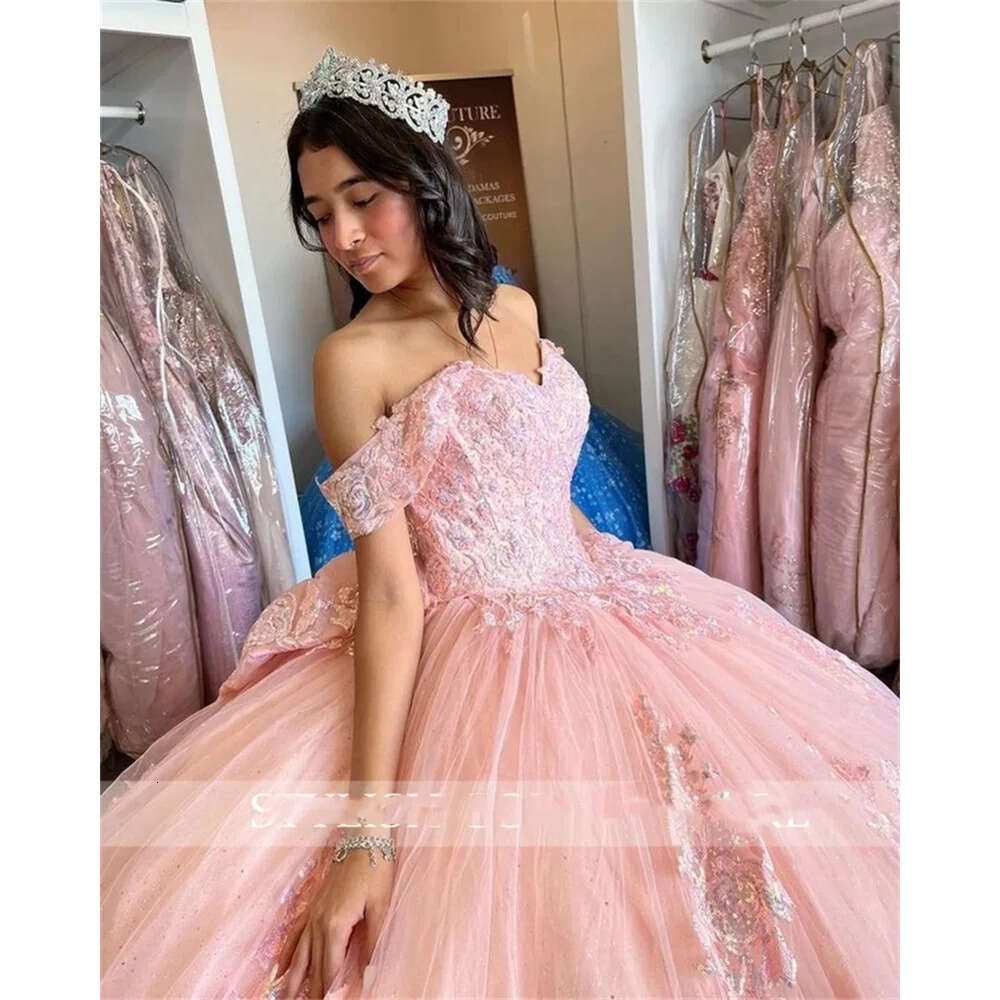 Pink The Shoulder Off Princess Ball Gown Quinceanera Dresses Beaded Celebrity Party Gowns Appliques Graduation Bow Vestido De S S