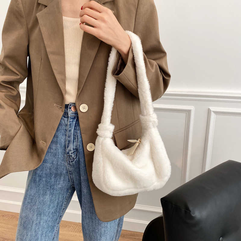 Korean Version Autumn Winter Totes Handbags Plush Solid Color Mini Designer Bag Leisure Fashion Underarm WoMens Bag Fashion Foreign Style Plush Handba