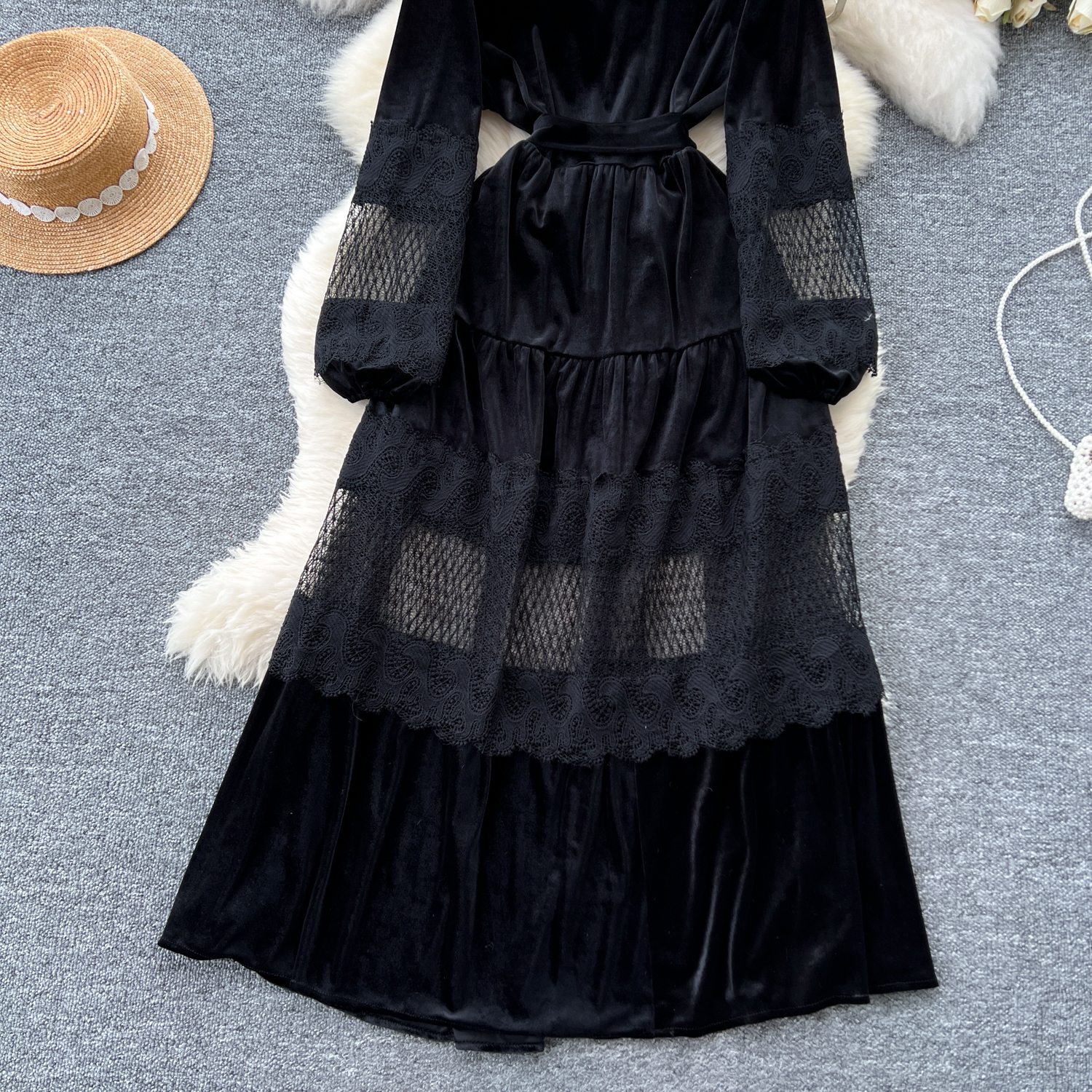 Basic Casual Dresses French Vintage Lace Embroidery Patchwork Velvet Dress Women Long Lantern Sleeve Pearl Buttons Lace Up Wedding Party Prom Vestido