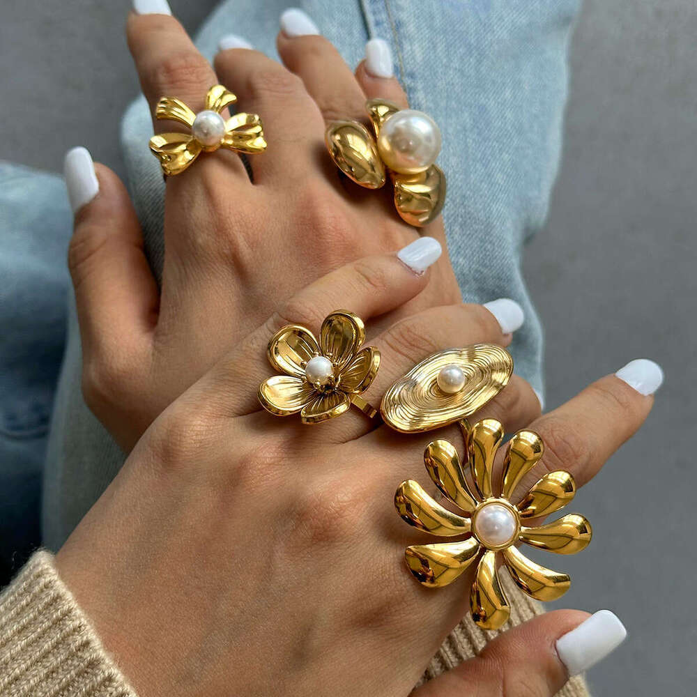 Jieding Stainless Flower Pearl Exaggerated Luxury Ins Ring Titanium Steel Rings Jewelry