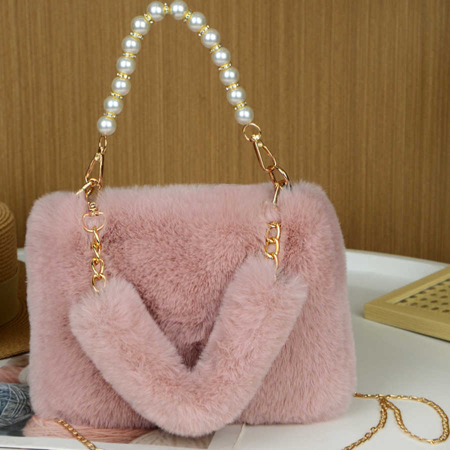 Autumn Winter Plush Designer Bag New Styles For WoMens Tote Bag Niche Chain Crossbody Bags Fashionable Small Square Bags Plush Bags 241104