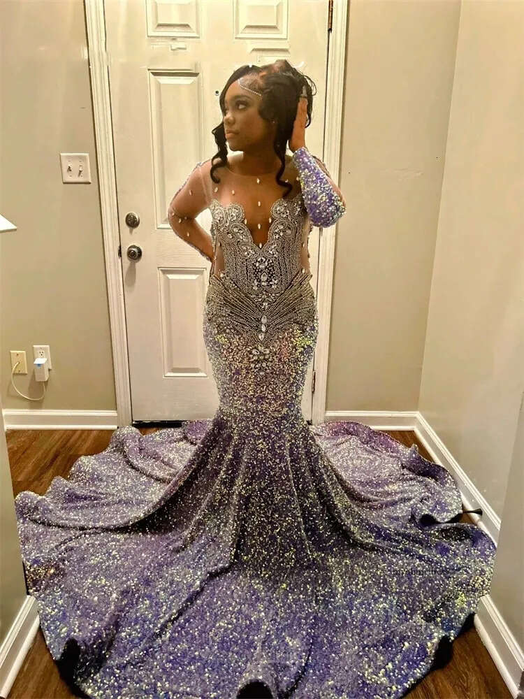 Lilac Sheer O Neck Long Prom Dress For Black Girls Beaded Crystal Diamond Birthday Party Gowns Sequined Evening Dresses Robe De 0431
