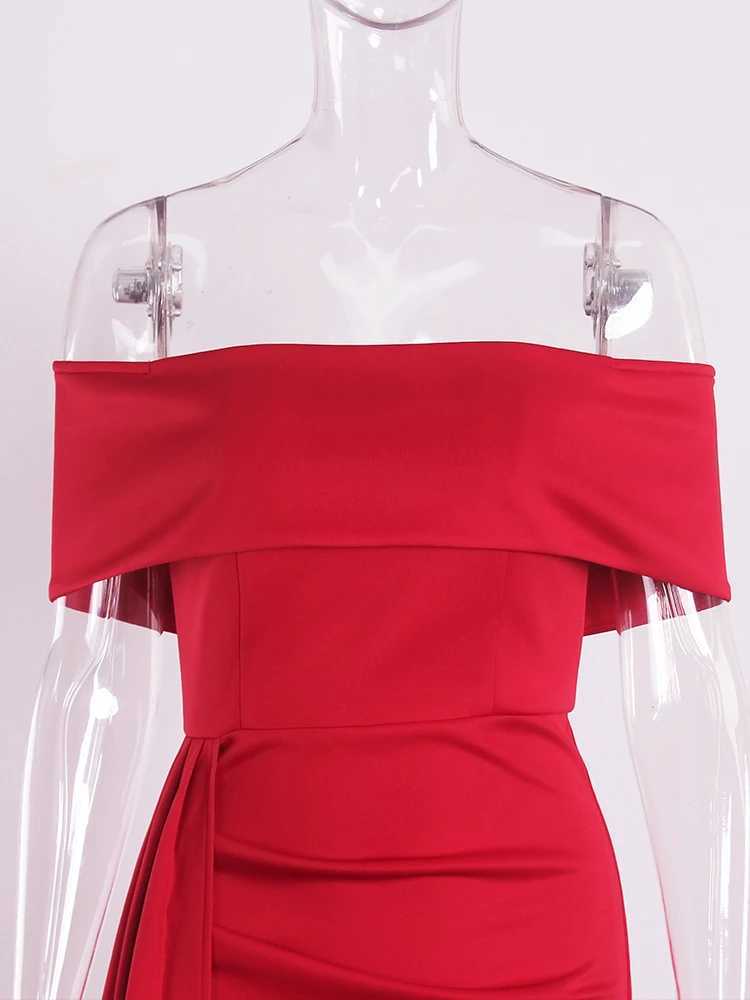 Runway Dresses White Shoulder Elastic Night Party Dress Side Train Floor Length Slanted Neck Fromal Party Dress Red Black Y240426