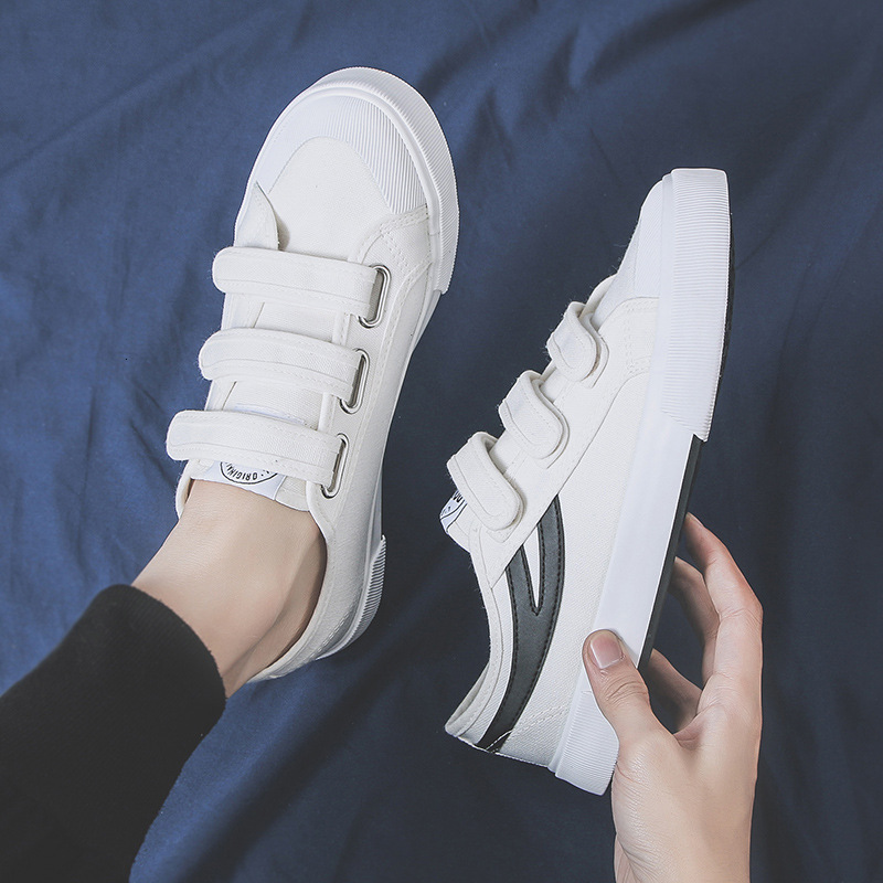 New Lazy Canvas Velcro Casual Board Adhesive Buckle Korean Edition Fashion White Shoes Single Foot Men's Shoes Designer Casual Shoes Versatile Bo