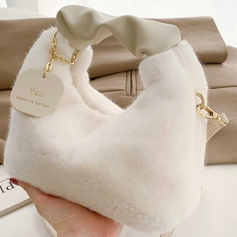 New Plush Tote Bag Texture Personality Large Capacity Designer Bag Fashion Winter Plush Cross Shoulder Single Shoulder Handheld WoMens Bag Totes Handb