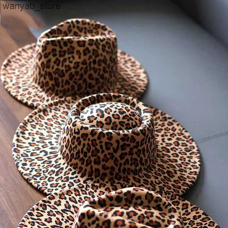 Wide Brim Hats Bucket Hats 2022 New Fedoras Hats For Men Unisex Bowler Hats Tuo-toned Leopard Belt Fashion Ladies Hat Fedoras Jazz Cap 9.5CM Brim L240