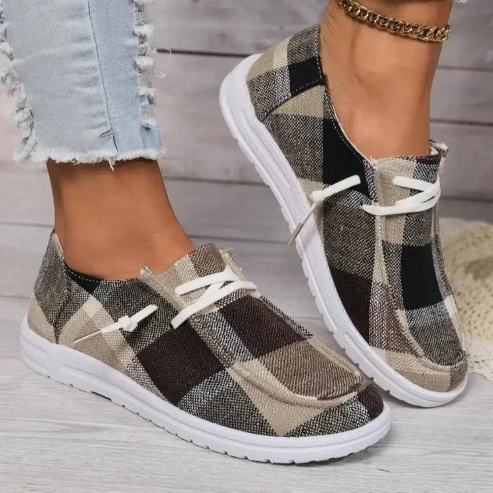 Canvas Shoes Woman Light Weight Slipon Flat Sneakers Ladies Summer Breathable Cloth Loafers n Espadrilles 241126