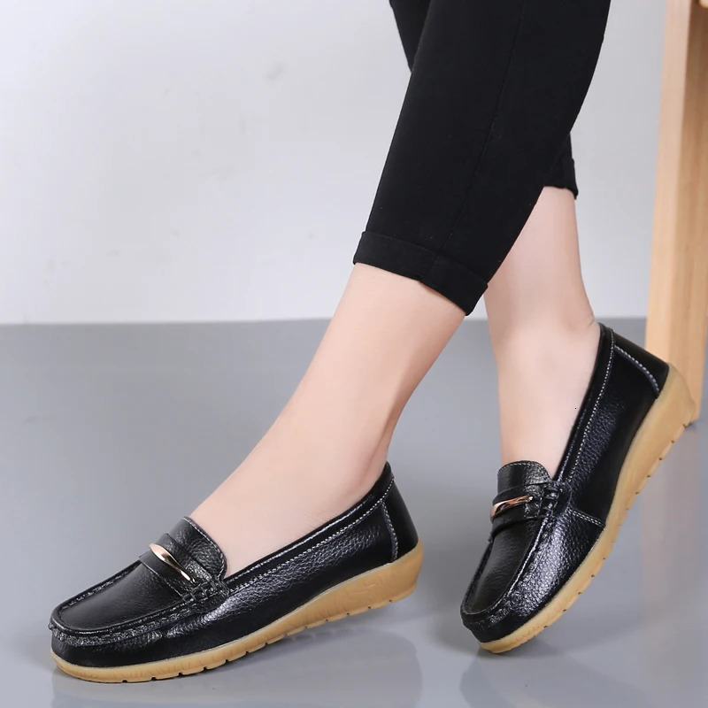 2023 Genuine Leather Shoes Woman Slip On Women Flats Moccasins Loafers Spring Autumn Mother Shoe Big Size 3544 241126