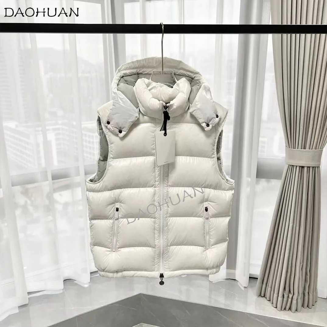 Men's Down Parkas Classic Mens And Womens Winter Warm lightweight Vest Down Jacket with The Same lightweight CROFTON Couple Vest Mens An z241129