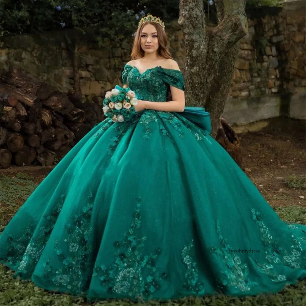 Hunter Green Ball Gown Sweet 16 Quinceanera Dresses Off Shoulder Ruffle Crystal Embroidery Lace Mexican Vestidos De 15 Party Wear 0431
