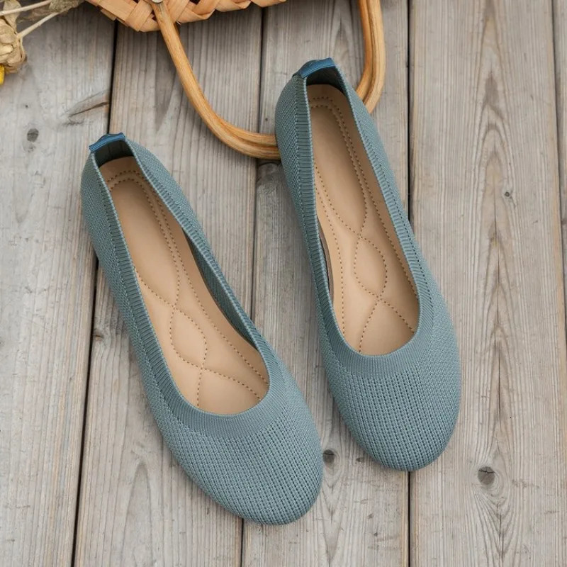 Spring and Autumn 2023 Outwear Solid Color Oversized Shallow Cut Shoes Knitted Comfort Flat Shoe 241126