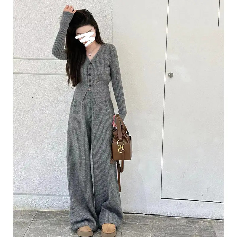 Stylish Temperament Set for Autumn and Winter Knitted Cardigan High Waisted Straight Leg Pants Scarf Casual Three Piece 241129