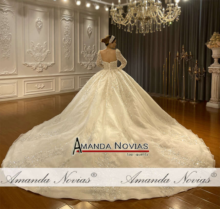 Customized sy Sweetheart Ball Gown Wedding Dress