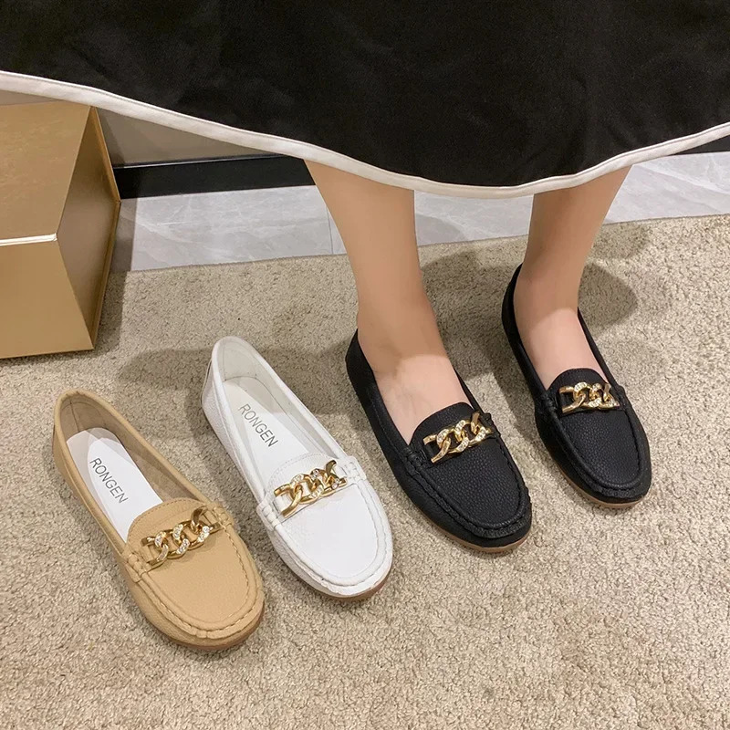 Spring Autumn Bean Shoes Female Women Round Head Low Heel Metal Chain Casual Footwear Mother Lady Loafer 241126