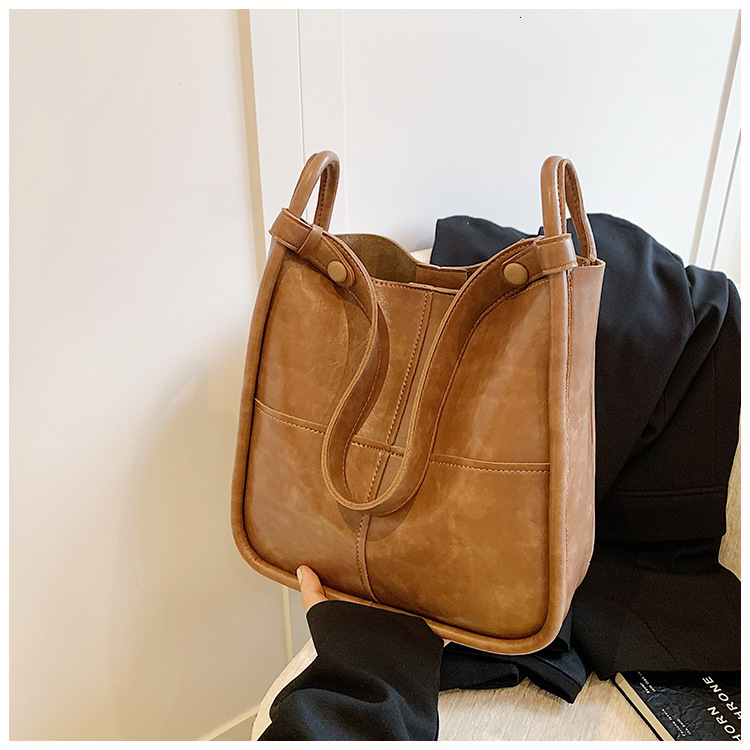 Large Capacity For Women, Autumn Winter New Shoulder Bag, Fashionable And Versatile Commuting Crossbody Bucket Bag Designer Bags Handbags Women