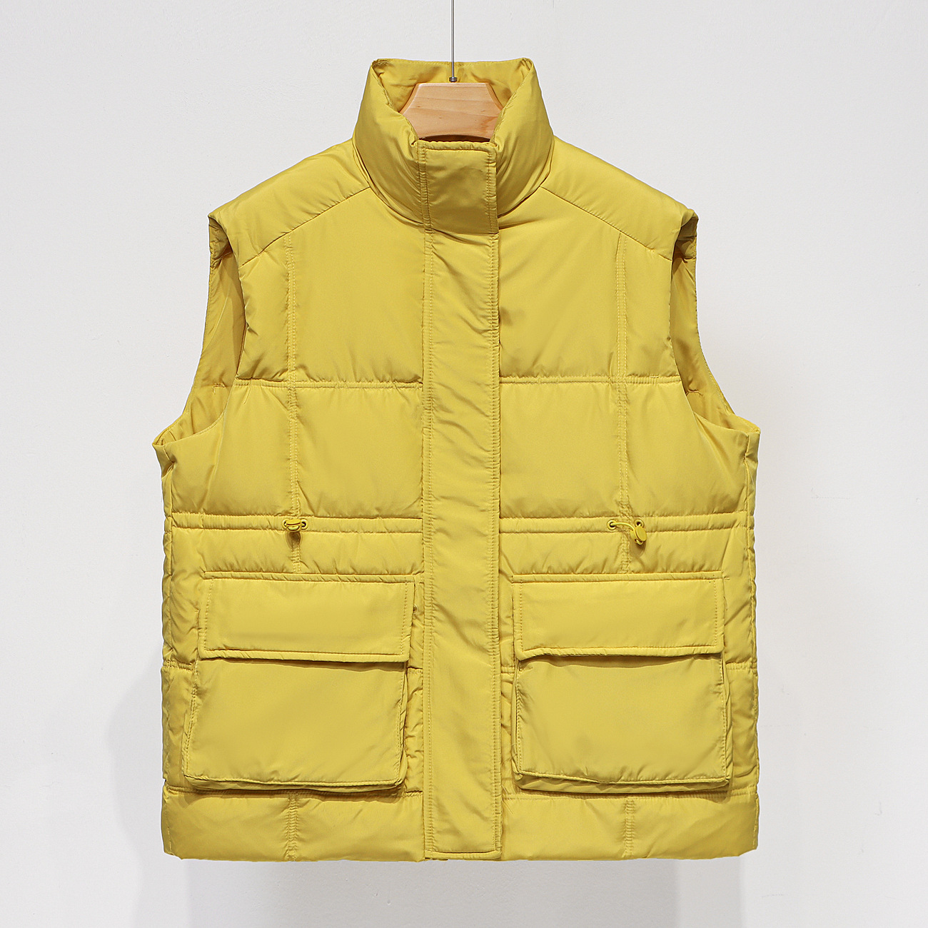 New autumn and winter European loose women's short, large pocket vest jacket, single shoulder designer down jacket