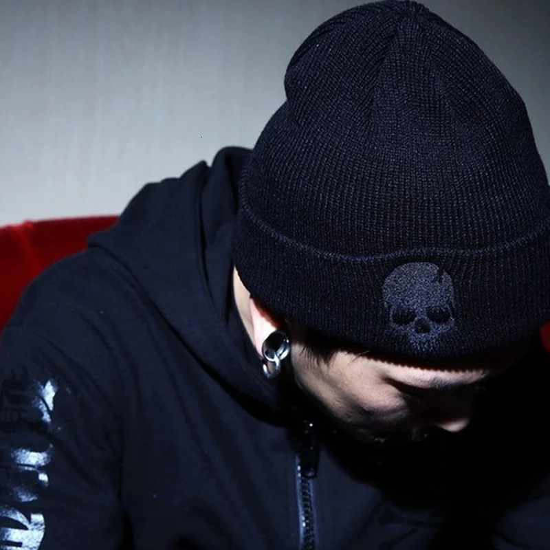 Unisex Knitted Hat Fashion Autumn And Winter Skull Style Beanie Hats For Woman Man Warm Cap 241125