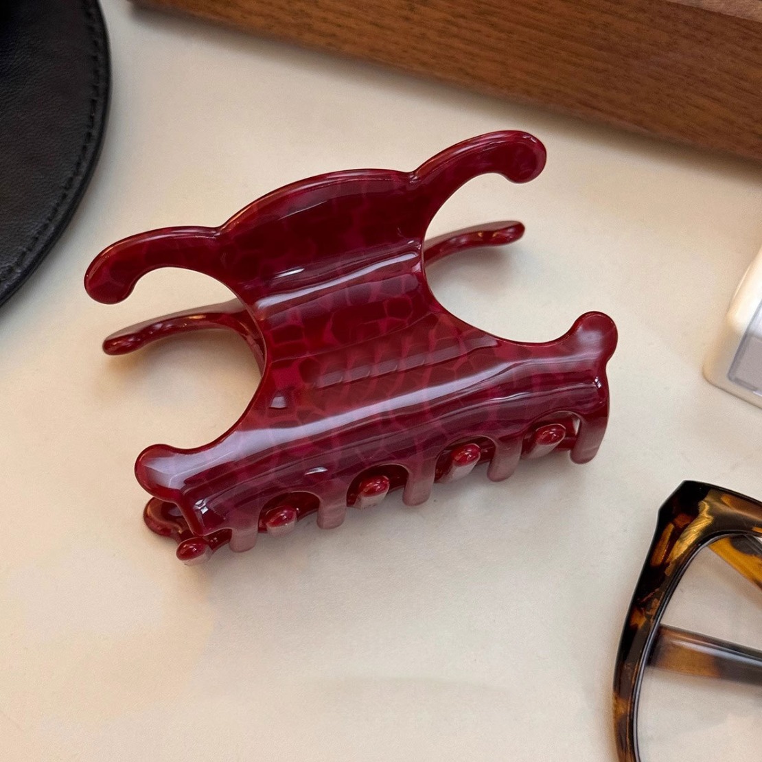 Exquisite French Arc De Triomphe Hair Claw Womens Leopard Pattern Acetate Shark Hair Clip Autumn Winter Fashion Gift Hair Accessories