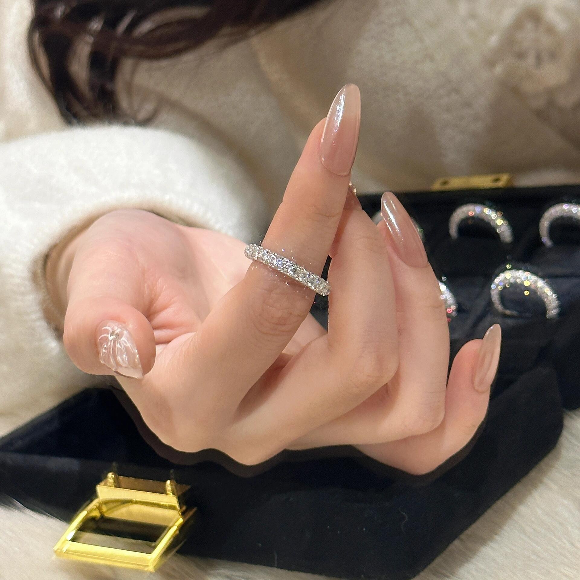 Sweet Cute Ins Sparkling Deluxe Jewelry Real 100% S925 Sterling Silver Pave White Lab Moissanite Diamond Eternity Party Women Wedding Circle Ring Gift