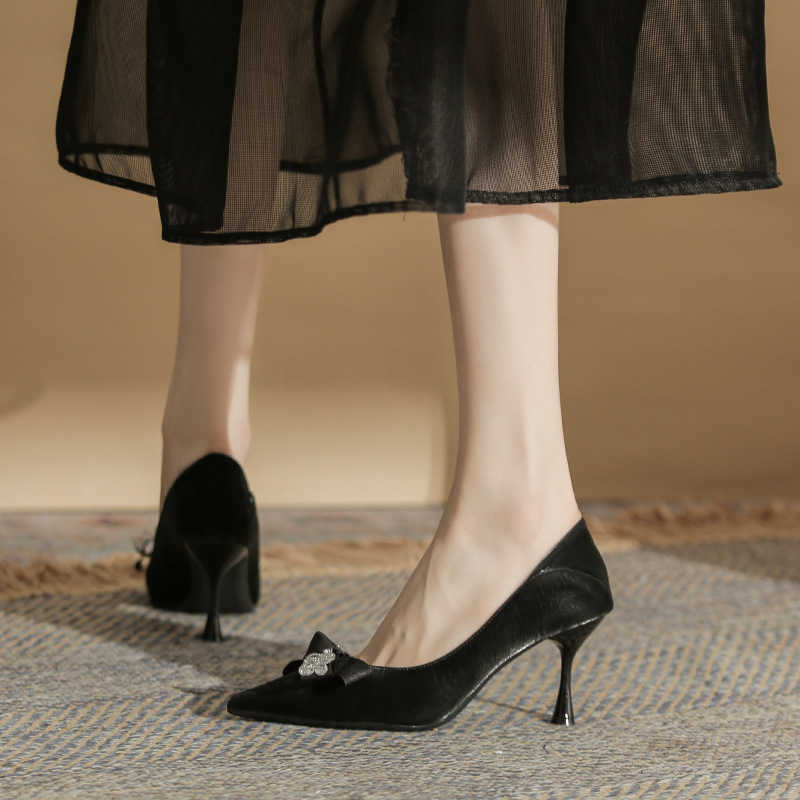 niche design slim heel pointed shallow mouth versatile womens high heeled single shoes comfortable mid heeled womens shoes