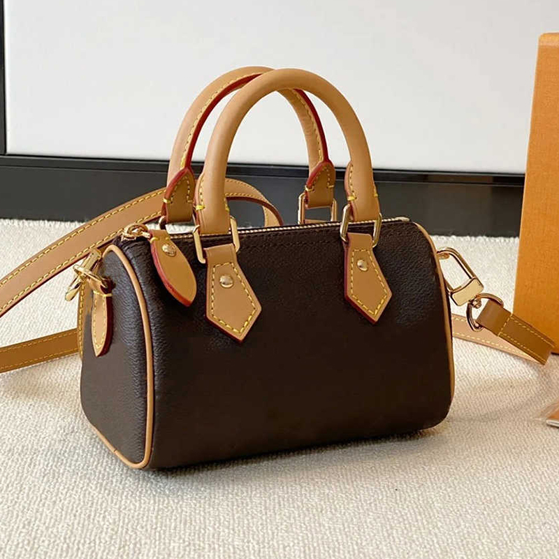 Shoulder Bags Top Designer Mini Nano 16cm Shoulder Bag Women Leather Denim Crossbody Luxury Brand Embossed Tote Purse Brown Flower Handbags 20cm