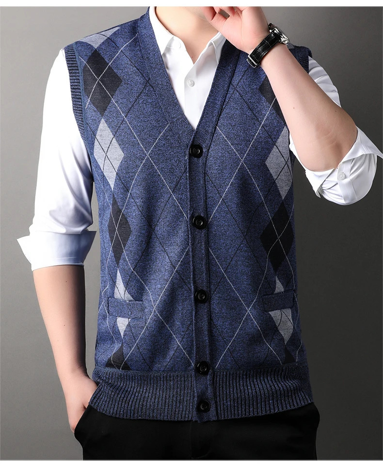 Mens Cardigan Sweater Vest with Autumn and Winter Warm Slim Knit Waistcoat for Men 241129