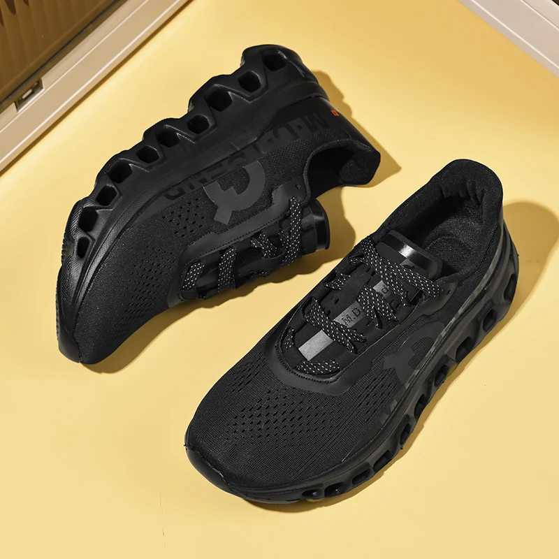Fashion Trend Men Sneakers Professional Jogging Marathon Mens Running Shoes Casual Man Wear Resistant Odorless Sports ShoesC250403