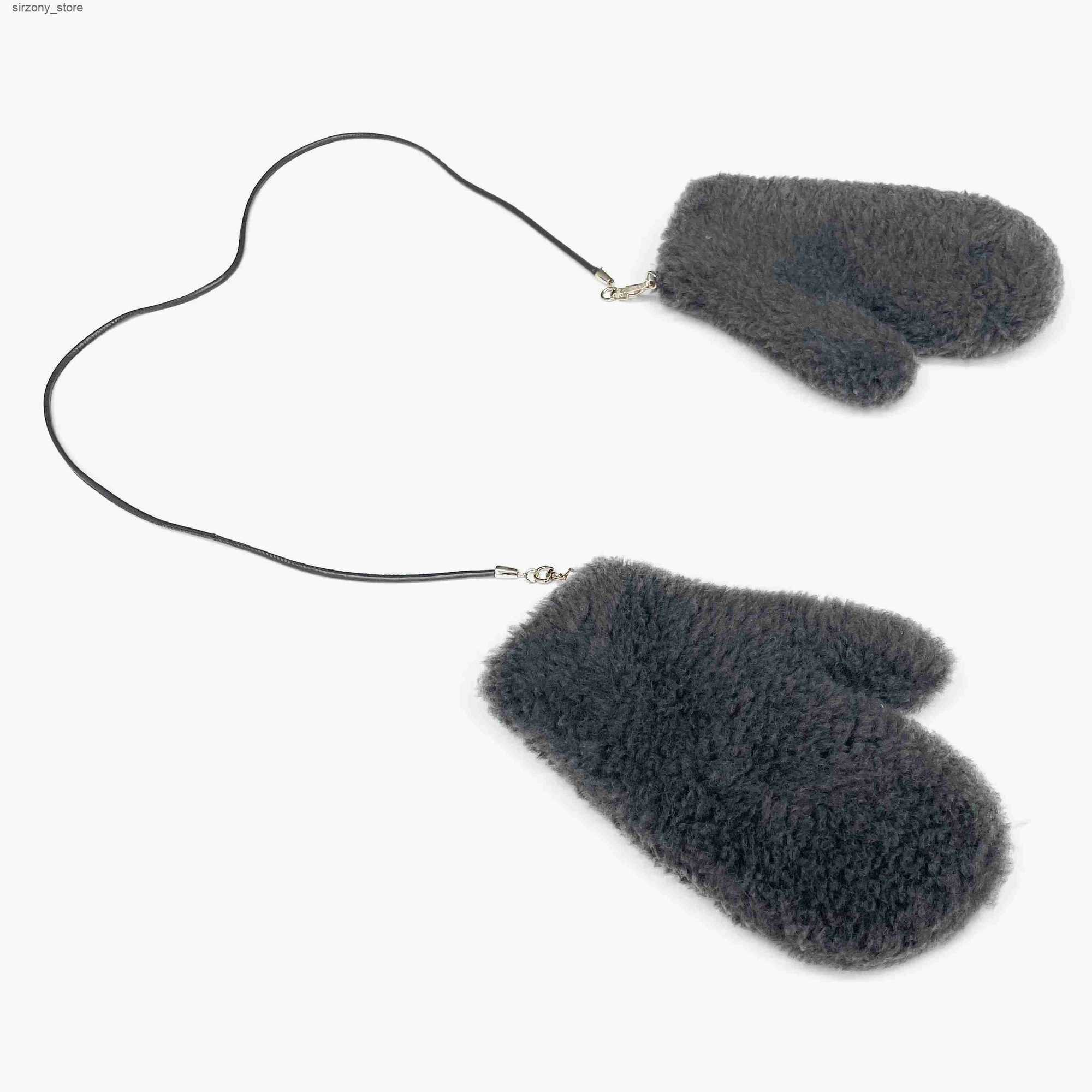 Mittens MAX Teddy Bear Gloves with Detached Rope Women 2023 Fashion Warm Wool Wholesale Sheep Fur Mittens J241130