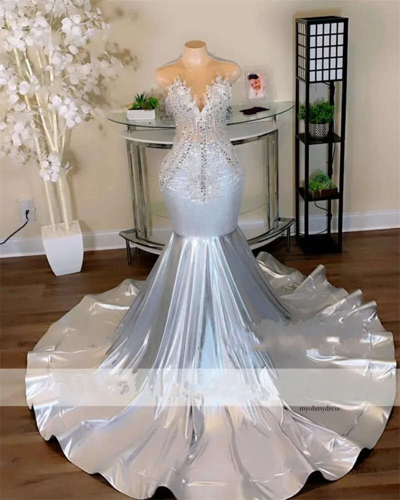 Sparkly Sier Diamonds Long Prom Dress 2024 Beads Crystals Rhienstones Glitter Birthday Party Evening Gown Robe 0431