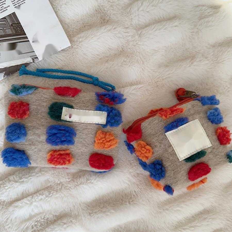 Plush Bucket Bag WoMens Bag New Cross Shoulder Bag Handheld Shoulder Bag Shopping Storage Bag Totes Handbags 241104