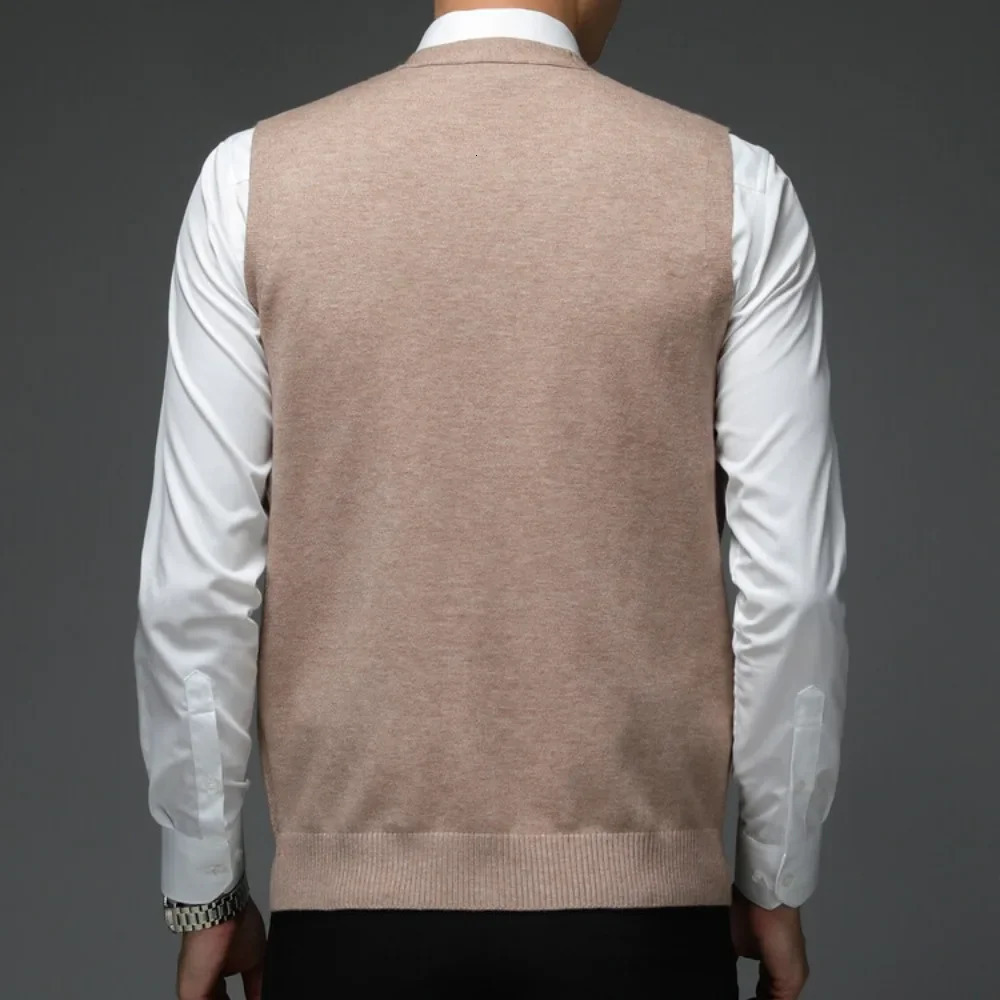 Trend Mens Business Casual Pullover Wear Warm Sleeveless Velvet Knitted Sweater Vest Tops 241129