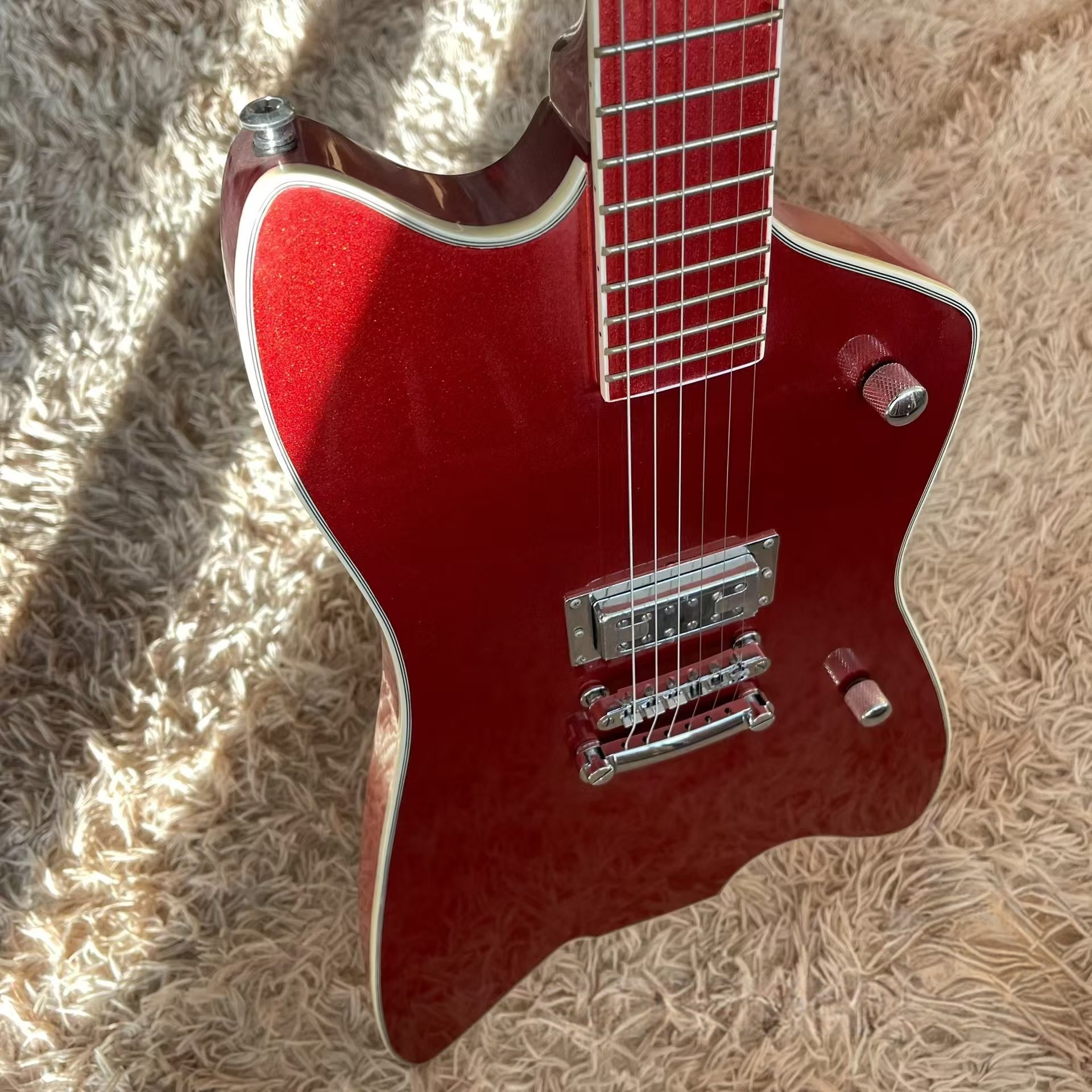 G6199 Billy Bo Jupiter Big Sparkle Gold Red Thunderbird Electric Guitar Metallic Red Fingerboard, TV Jone Pickup, Round Input Jacks#369