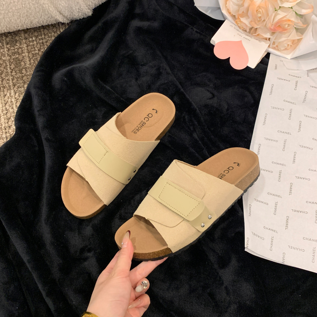 2025 Free shipping Sneakers College Style Women Shoes Vulcanize Light Casual Designer Comfortable Lace-up Breathable Women Slippers Sandals size35-42