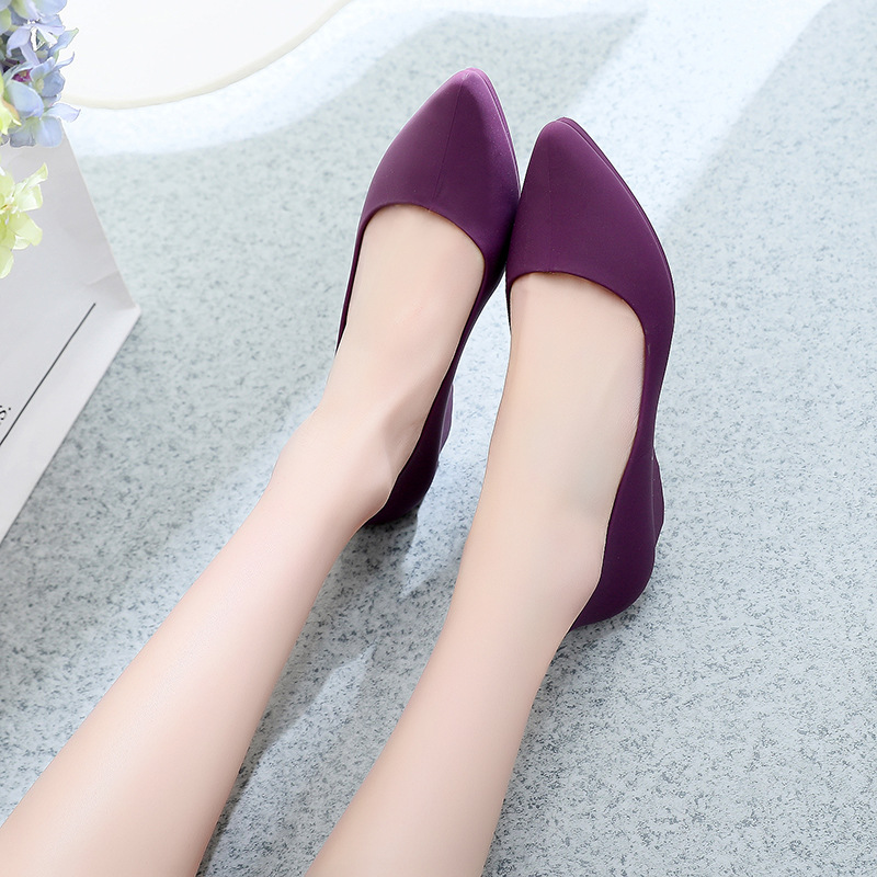 Wholesale New Arrival Women Jelly Comfort Office Lady Slip on Flats Korean Candy Color Waterproof Casual Shoes