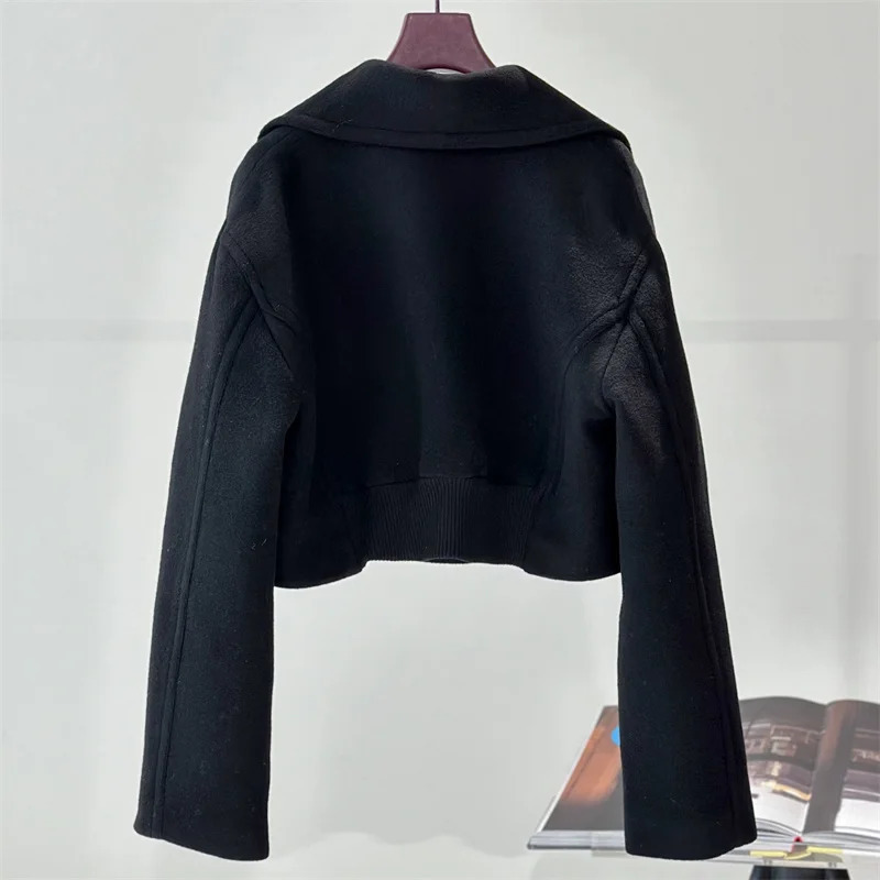 Womens coats 2024 Winter in outerwears Large Collar Short Wool Women coat High quality long sleeved top y2k jacket 241129