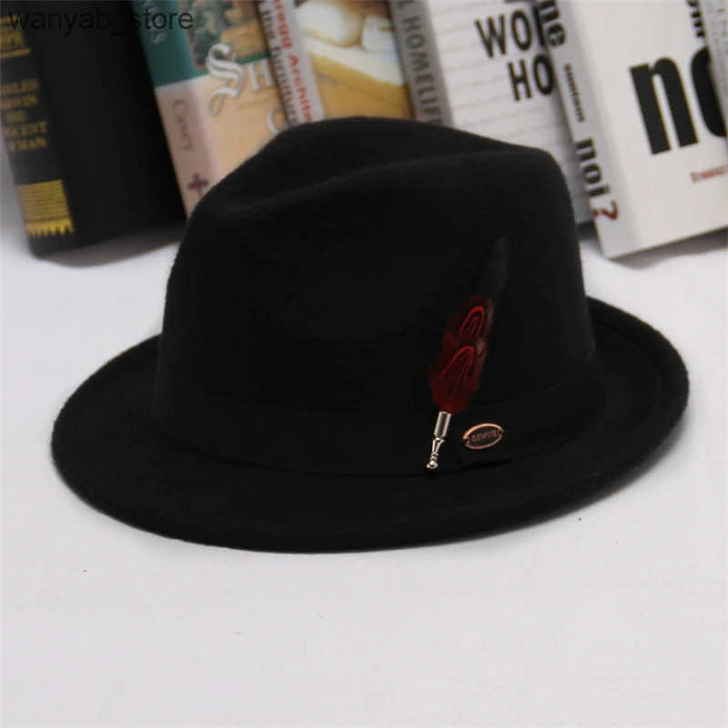 Wide Brim Hats Bucket Hats Vintage Black Felt Jazz Hats for Men Women Short Brim Gentleman Soft Trilby Fedora Hat with Feather L240910