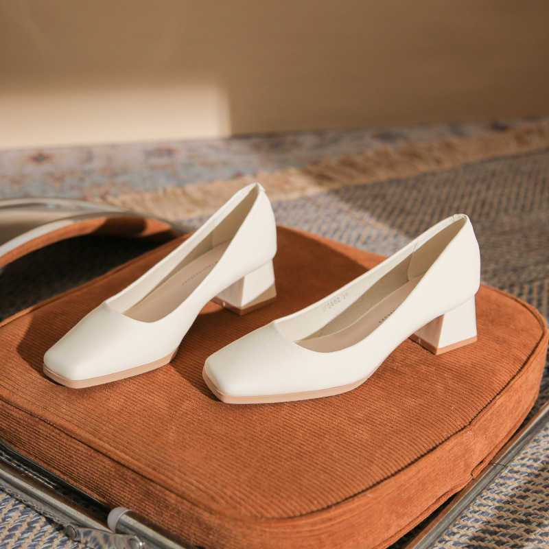 new comfortable and versatile single shoes casual and not tiring Thick heel square toe womens single shoes for spring summer autumn and winter 55CM