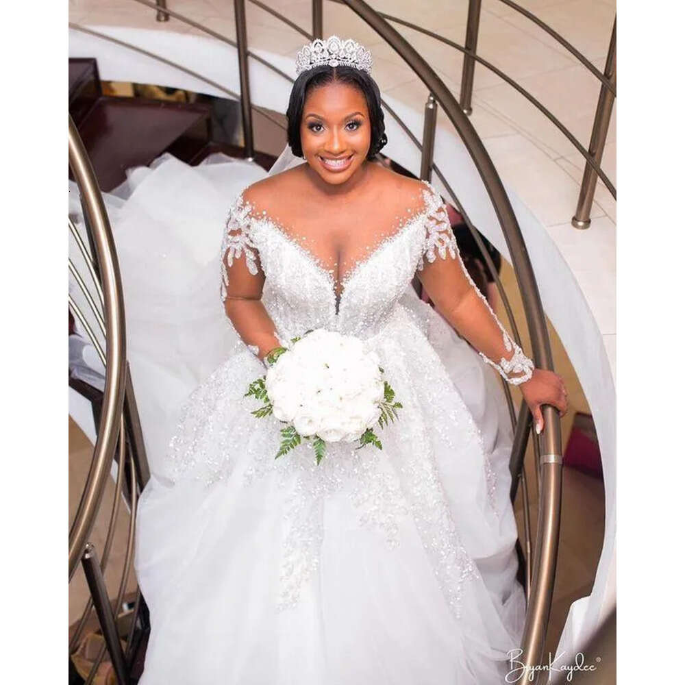 e Sparkly A Country Sexy Wedding Dresses Bridal Gowns Vintage Off Shoulder Illusion Crystal Beading Long Sleeves Plus Size Chapel Train