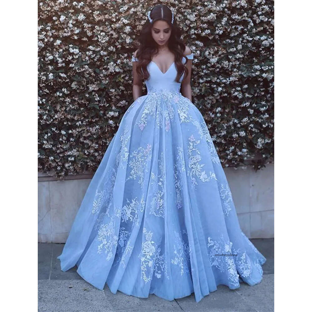 Beautiful Sky Blue Arabic Dubai V-Neck Dress Special Ocn Dresses A-Line Cap Sleeve Lace Appliques Long Wedding Gowns 0431
