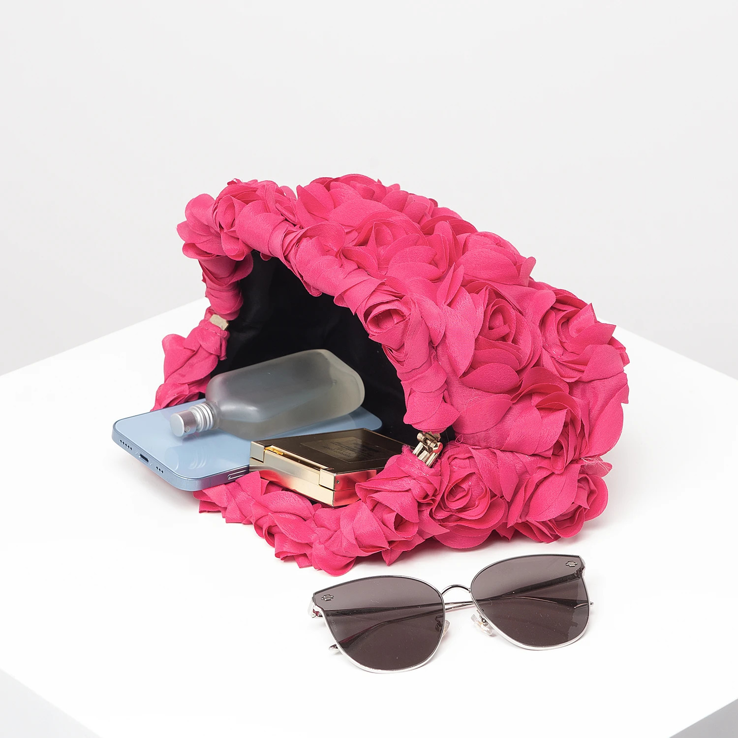 Elegant rose clutch bag Wedding party dinner Womens clip perfect gift for women random pattern 241115