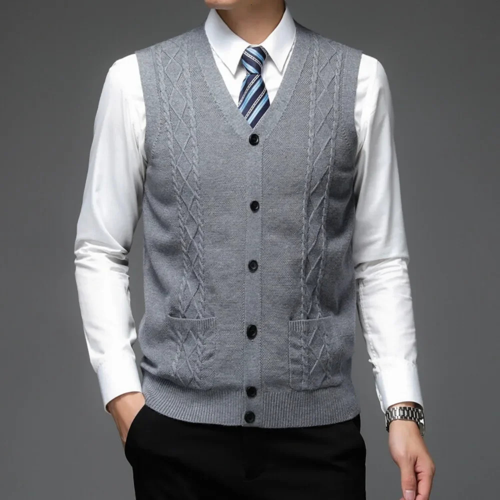 Trend Mens Business Casual Pullover Wear Warm Sleeveless Velvet Knitted Sweater Vest Tops 241129