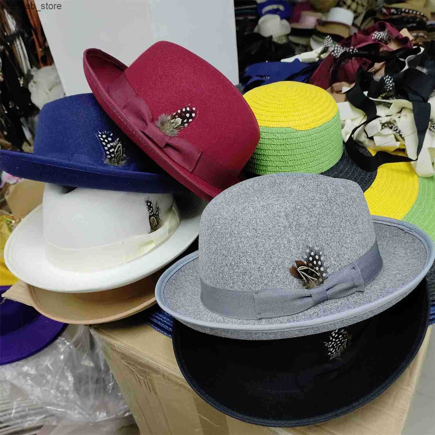 Wide Brim Hats Bucket New High Quality Man Fedora Unisex Gentleman Round Top Cap Cosplay Feather Accessories Derby Bowler Hat British Shape L240910