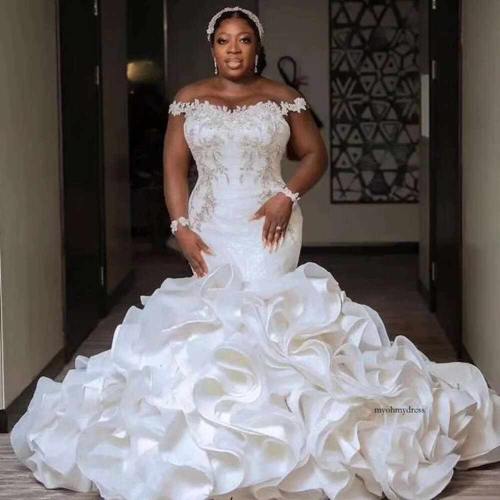 Elegant 2021 Mermaid Ruffles Princess Wedding Gowns Plus Size Crystal Vestido De Noiva Custom Made Bridal Dresses 0431