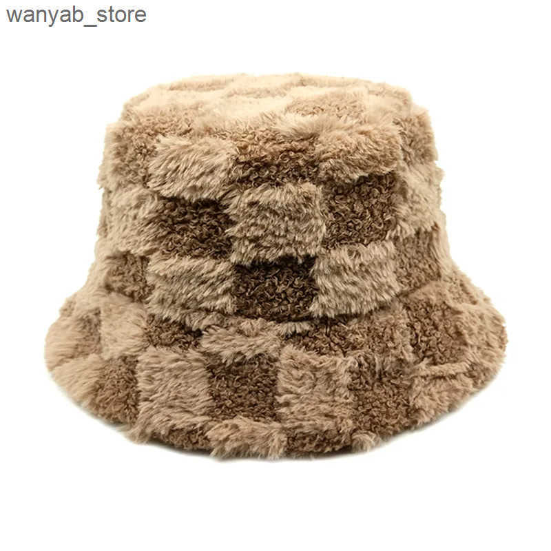 Wide Brim Hats Bucket Chessboard hat Autumn and Winter New Versatile Japanese Thermal Cap Plush Korean Big Head Waist Basin Hat L240910